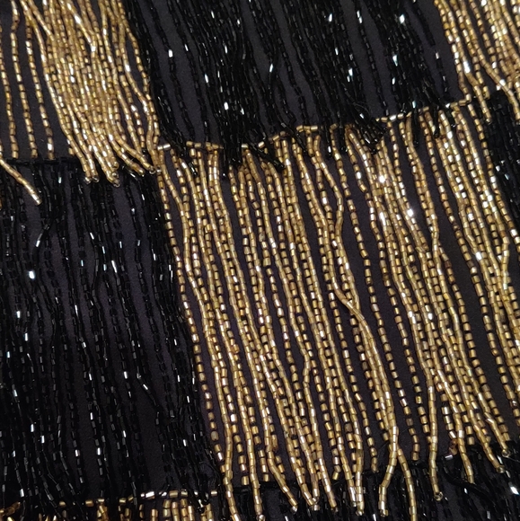 ASOS DESIGN embellished paneled shift dress beaded fringe in black & gold 4 - Picture 6 of 9